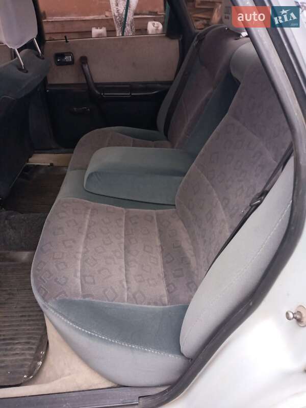 Седан Audi 100 1986 в Луцьку фото 5 Седан Audi 100 1986 в Луцьку