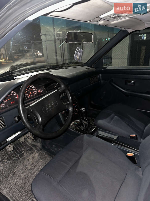 Седан Audi 100 1990 в Чорткове