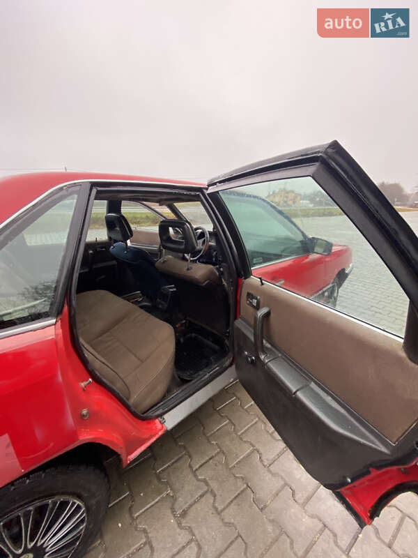 Седан Audi 100 1987 в Копычинце