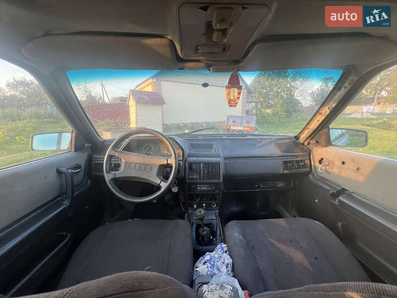 Седан Audi 100 1986 в Ємільчиному