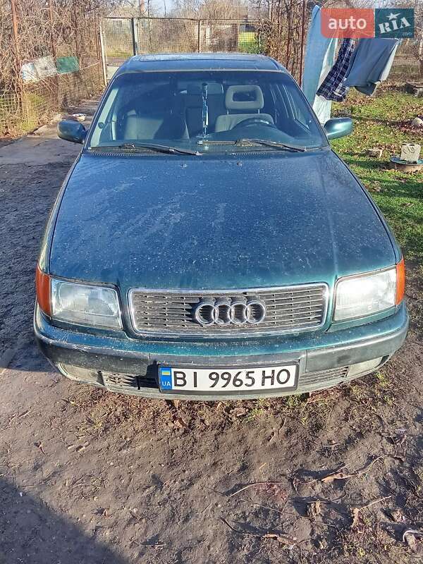 Седан Audi 100 1993 в Синельниковому