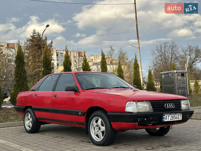 Седан Audi 100 1988 в Дрогобыче