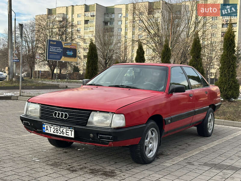 Седан Audi 100 1988 в Дрогобыче