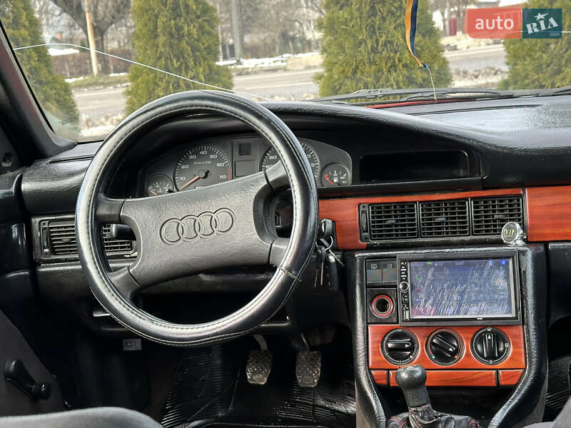 Седан Audi 100 1988 в Дрогобыче