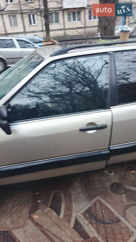 Универсал Audi 100 1983 в Киеве фото 18 Универсал Audi 100 1983 в Киеве