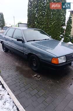 Седан Audi 100 1989 в Ратным