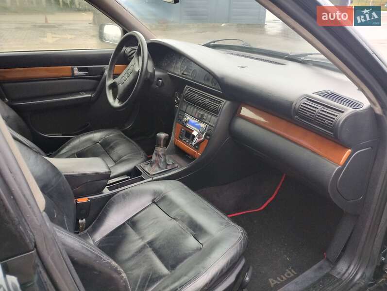 Седан Audi 100 1992 в Кам'янець-Подільському