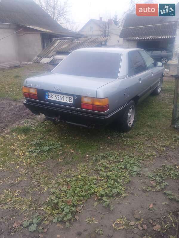 Седан Audi 100 1988 в Дубно фото 7 Седан Audi 100 1988 в Дубно