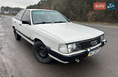 Седан Audi 100 1986 в Владимире