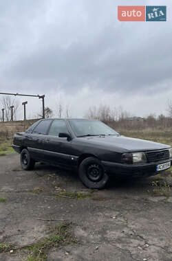 Седан Audi 100 1989 в Нововолынске