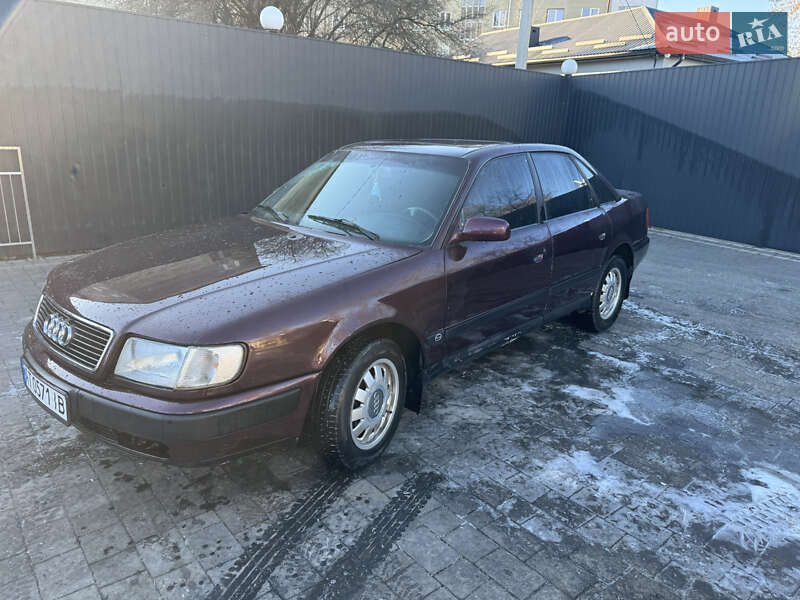 Audi 100 1993 Audi 100 1993