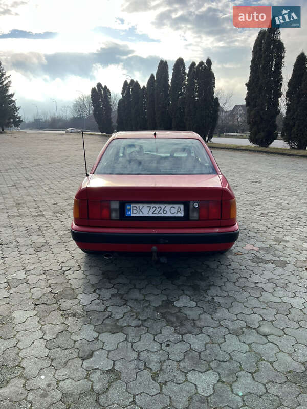 Седан Audi 100 1992 в Дубно