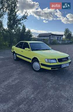 Седан Audi 100 1991 в Зарічному
