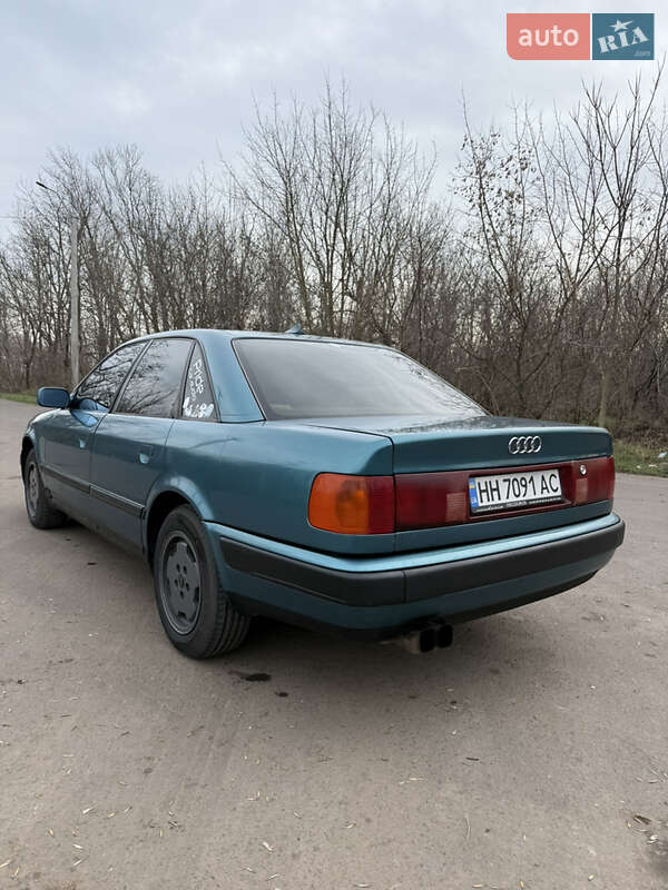 Седан Audi 100 1991 в Одесі