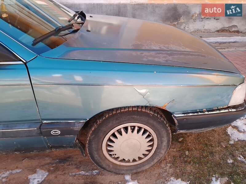 Седан Audi 100 1989 в Самборе