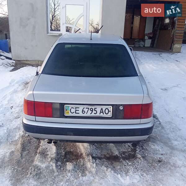 Седан Audi 100 1993 в Черновцах