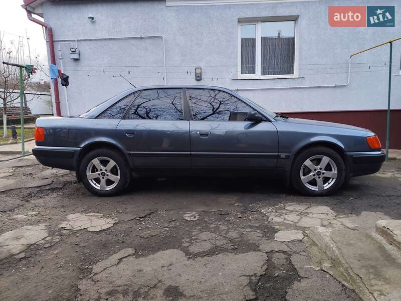 Седан Audi 100 1991 в Хмельницком