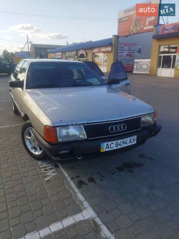 Седан Audi 100 1986 в Ковеле