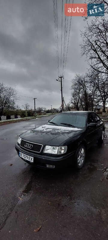 Седан Audi 100 1991 в Первомайске