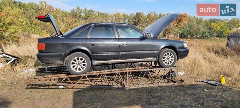 Седан Audi 100 1992 в Киеве
