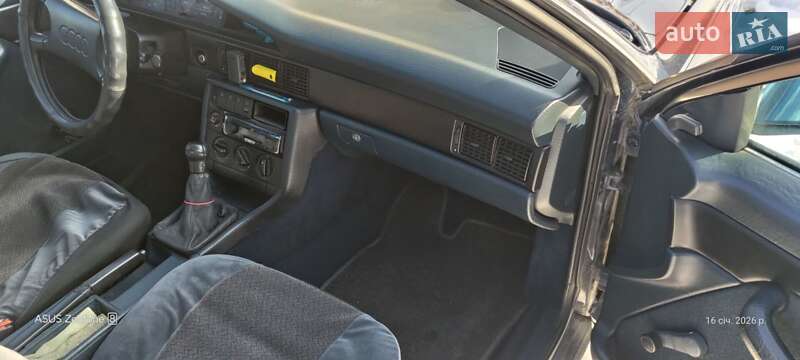 Седан Audi 100 1990 в Трускавце