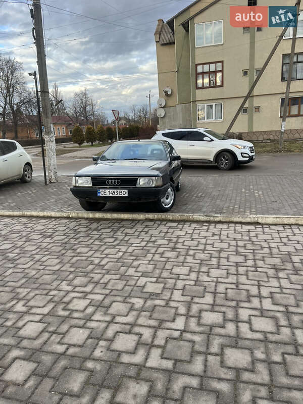 Седан Audi 100 1987 в Хотине