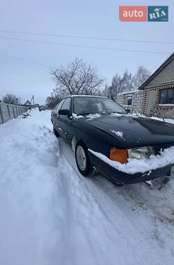 Седан Audi 100 1983 в Луцке