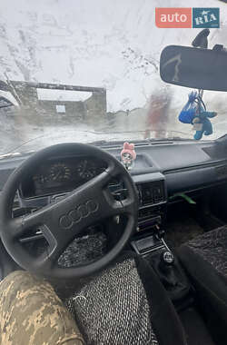 Седан Audi 100 1983 в Луцке