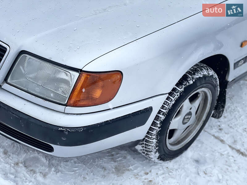 Седан Audi 100 1991 в Ивано-Франковске