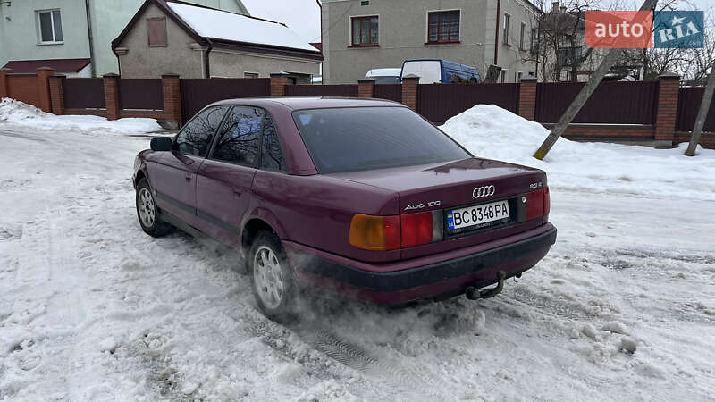 Седан Audi 100 1991 в Львові