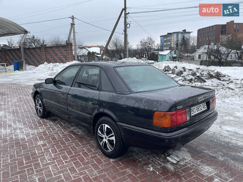 Седан Audi 100 1993 в Рівному