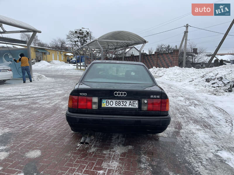 Седан Audi 100 1993 в Рівному