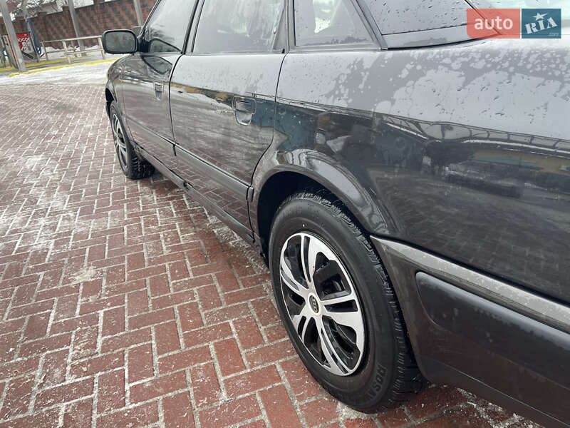 Седан Audi 100 1993 в Рівному
