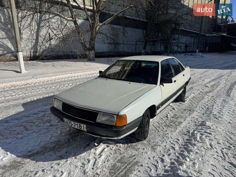 Седан Audi 100 1989 в Вінниці