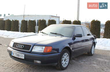 Седан Audi 100 1993 в Жовкве