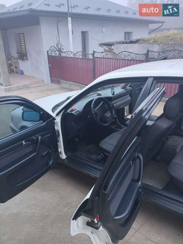 Седан Audi 100 1991 в Чернівцях фото 6 Седан Audi 100 1991 в Чернівцях