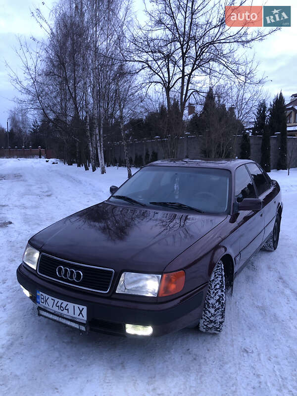 Седан Audi 100 1992 в Ровно