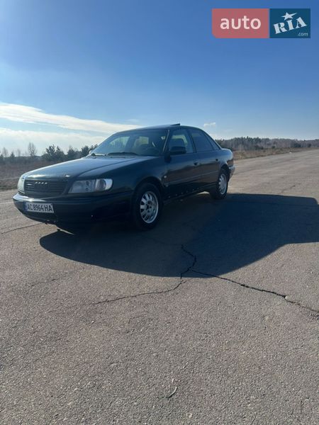 Седан Audi 100 1994 в Любешові