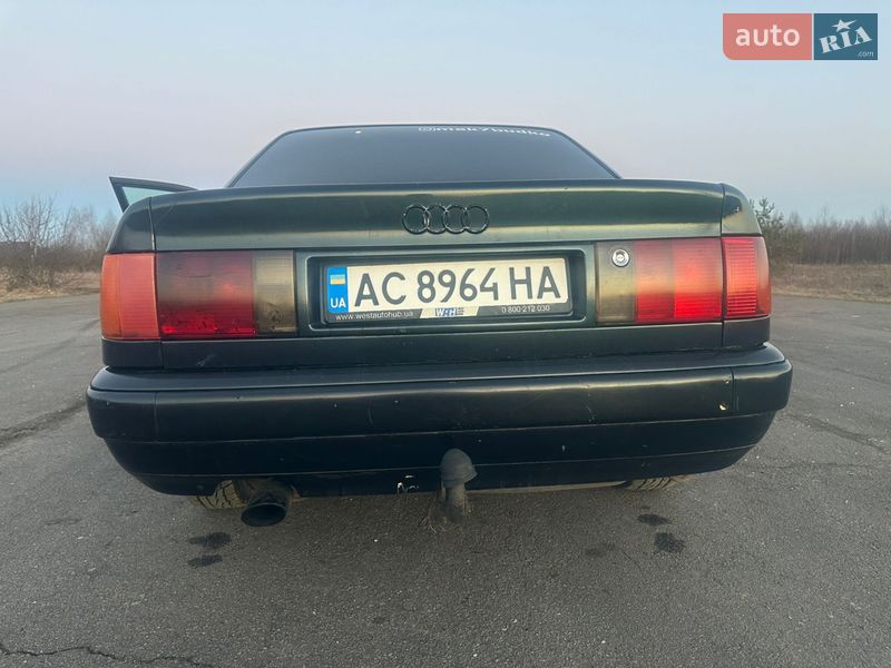Седан Audi 100 1994 в Любешові