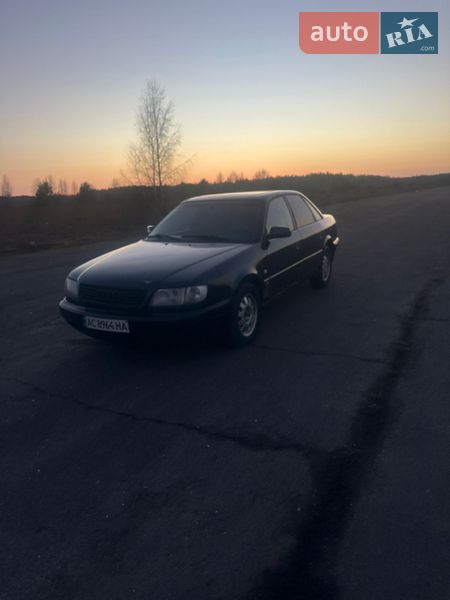 Седан Audi 100 1994 в Любешові