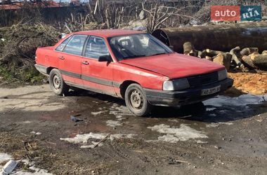 Седан Audi 100 1984 в Виннице