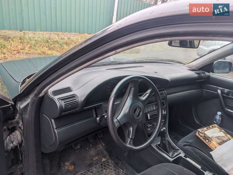 Седан Audi 100 1993 в Львове