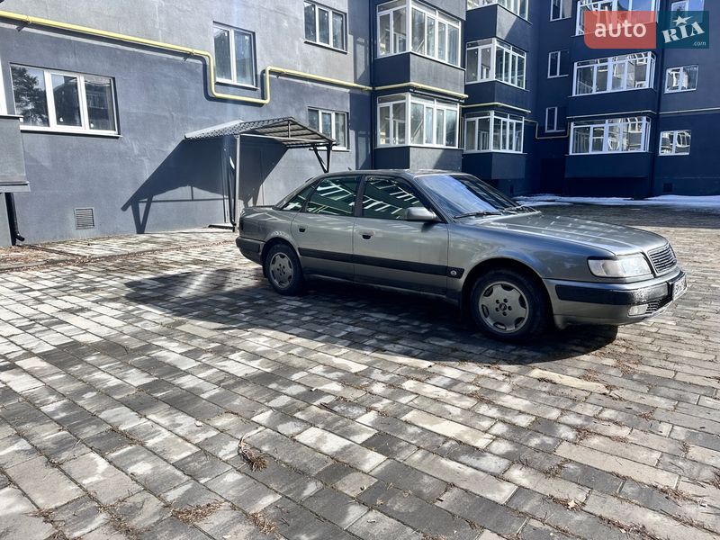 Седан Audi 100 1993 в Ахтырке