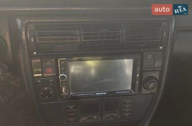 Седан Audi 100 1993 в Сарнах