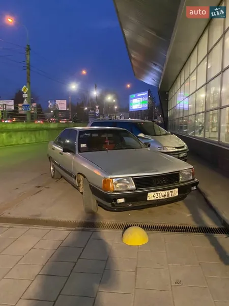 Audi 100 1986