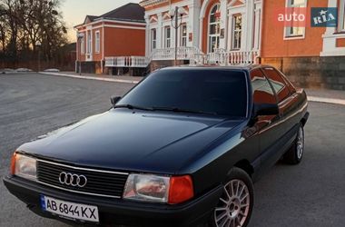 Седан Audi 100 1990 в Хмільнику