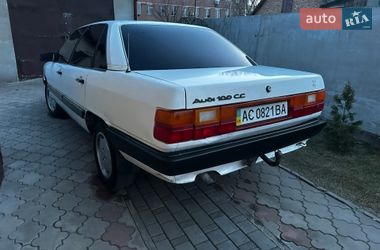 Седан Audi 100 1986 в Владимире