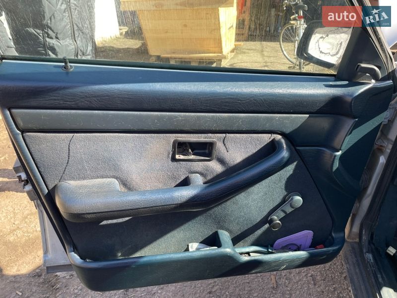 Седан Audi 100 1989 в Ровно