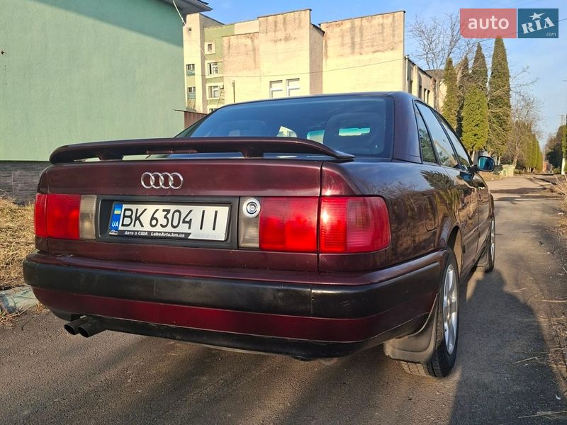 Седан Audi 100 1993 в Ровно