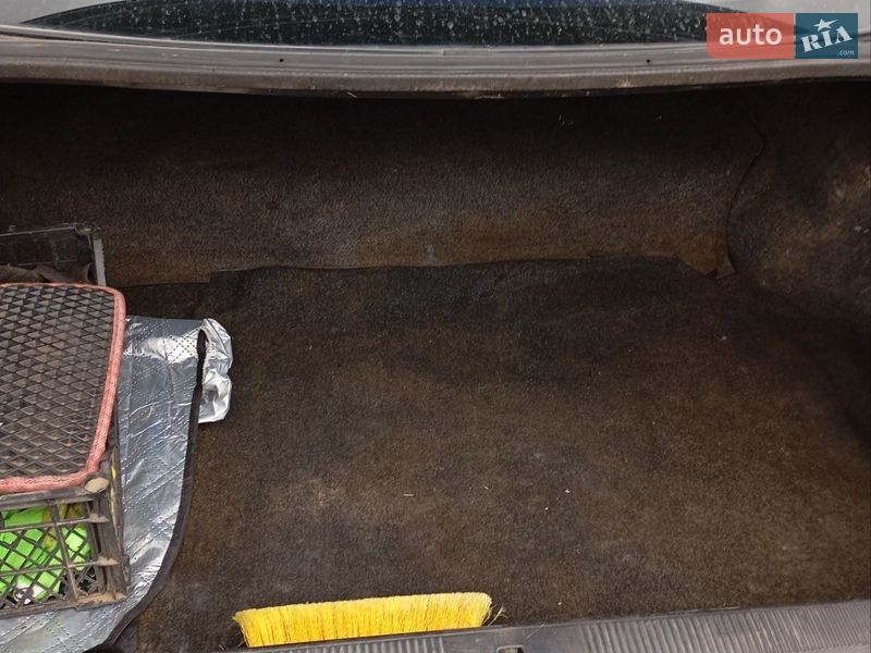 Седан Audi 100 1993 в Бучаче